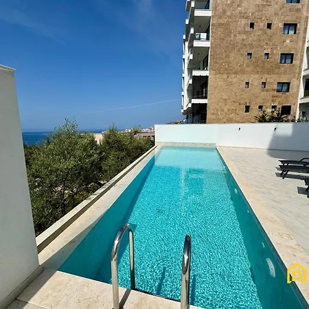 Vespera Horizon Suite- Adults Only *